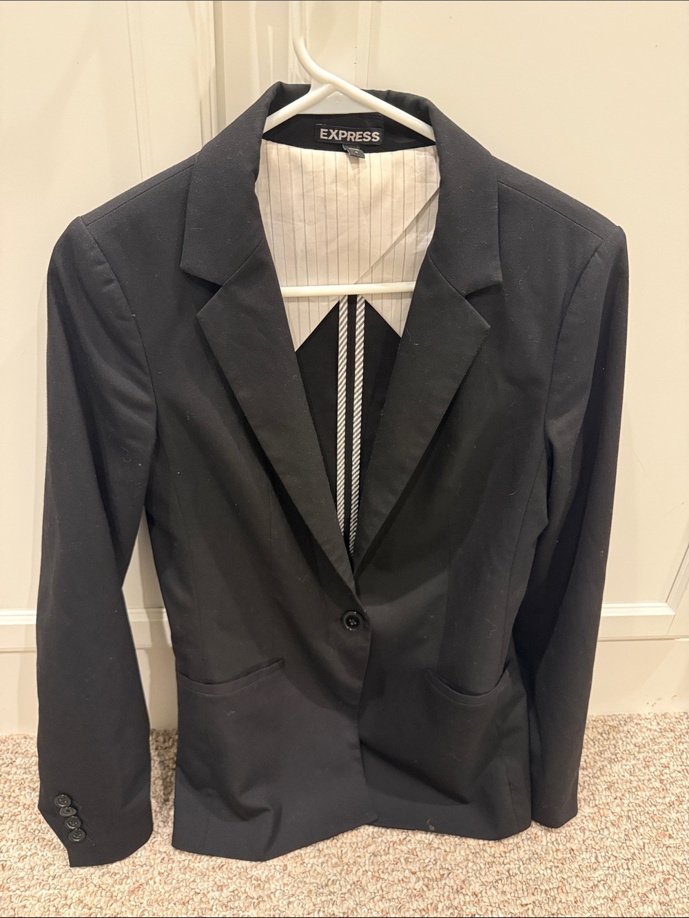 Express Women's Black Single-Button Blazer